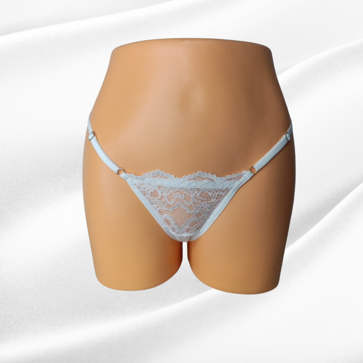 TANGA HILO CARMINA